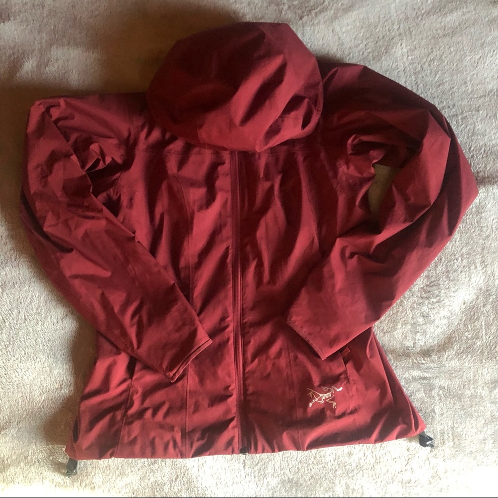 Arcteryx rain jacket